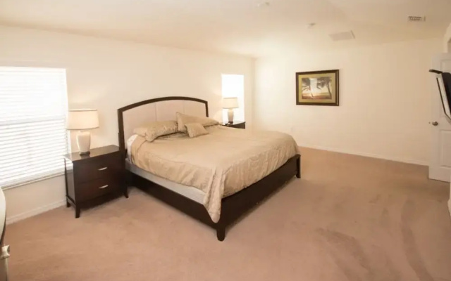 Veranda Palms 4458