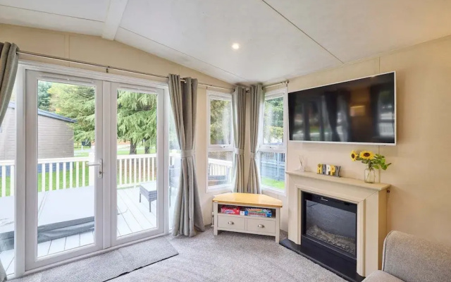 Host Stay Nightingale Lodge