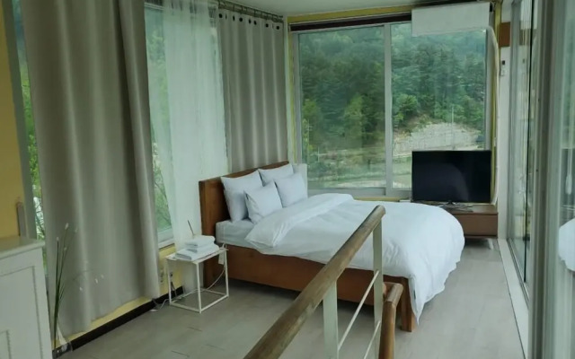 Gapyeong Clubviva Spa Pension