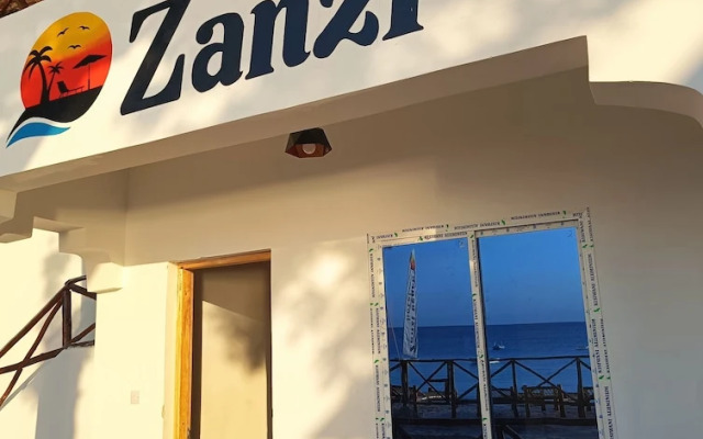 Zanzi Beach Hotel