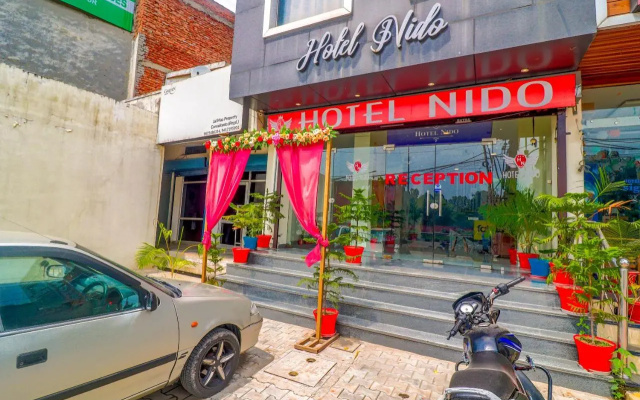 Fabhotel Nido