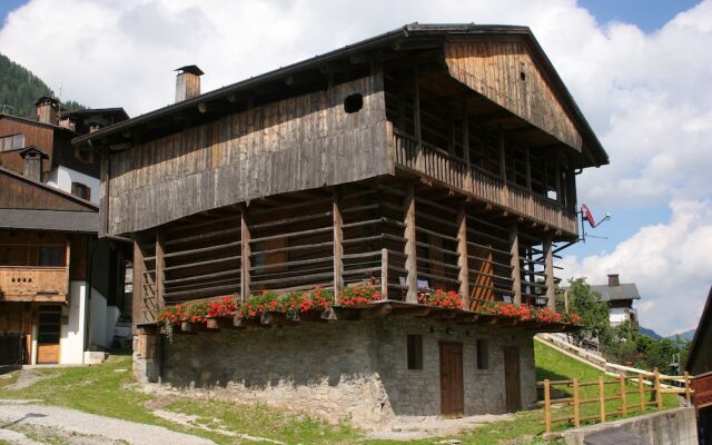 Отель Albergo Diffuso Sauris In Sauris di Sopra Саурис вид на фасад