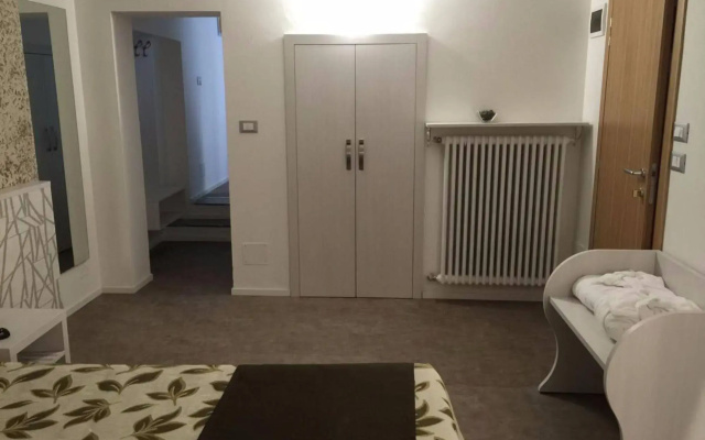 Hotel Holiday