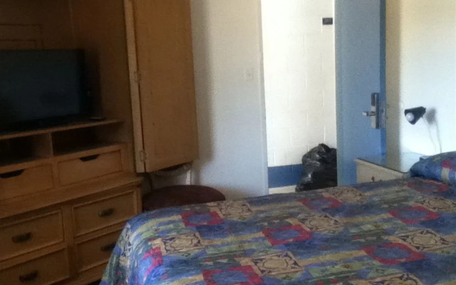 Parkside Inn