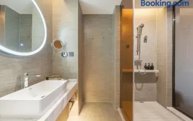 Atour Hotel, Baoyu Plaza, North Changjiang Road, Kunshan