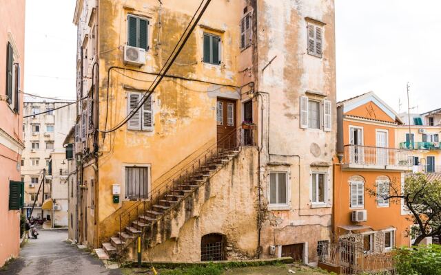 Отель Two Fortresses View Apartment Греция, Корфу - отзывы, цены и фото номеров - забронировать отель Two Fortresses View Apartment онлайн вид на фасад