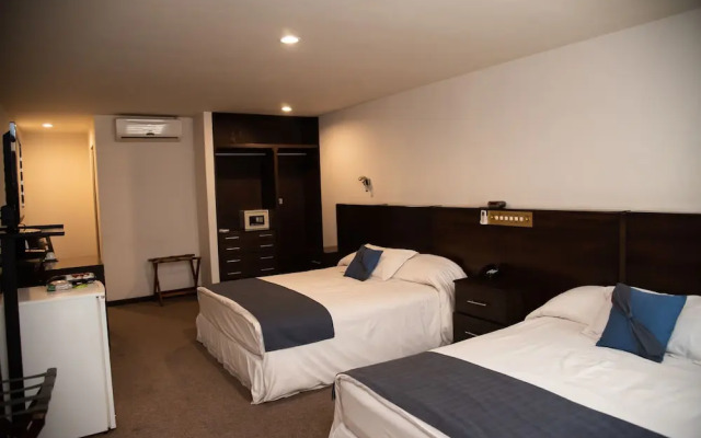 Hotel La Colonia