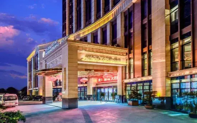 Star Luxury International Hotel