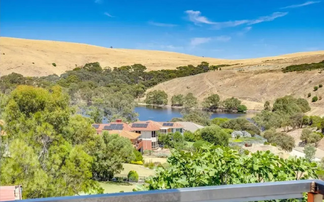 The Darling of Marina - A Hilltop and Sea Getaway