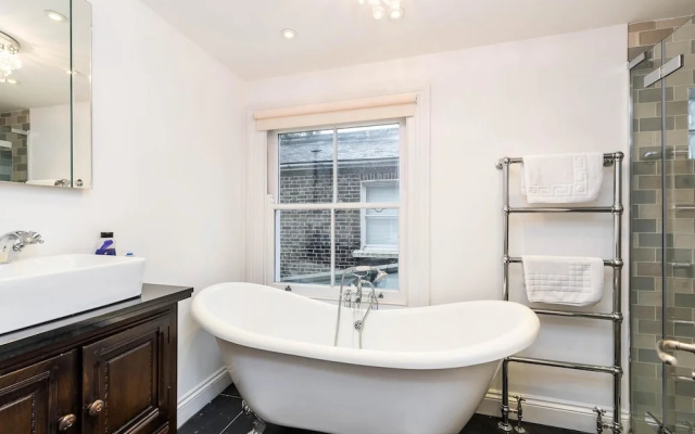 Stunning Spacious 4BD House With Garden - Sleeps 8
