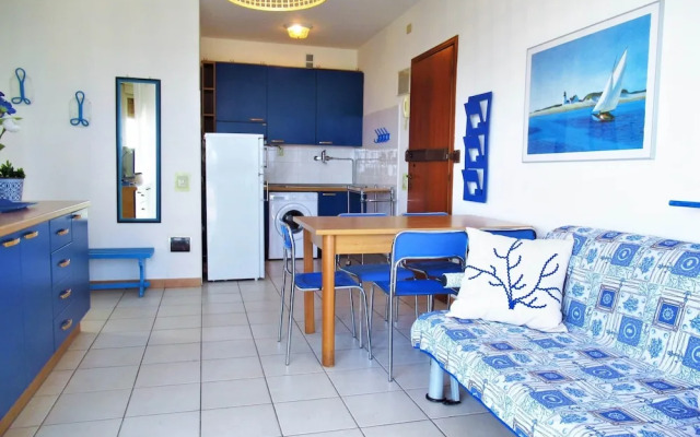 Beachside Apartment for 4 in Caorle