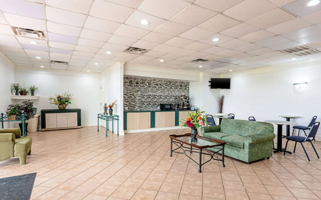 Rodeway Inn Huntsville West