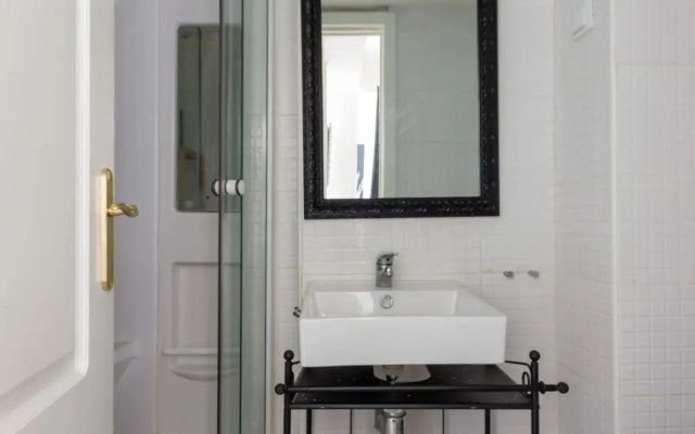 Nice Flat -200m Center-2 Baths- 3 Bedrooms 5Pers