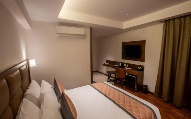 Golden Fortune Hotel