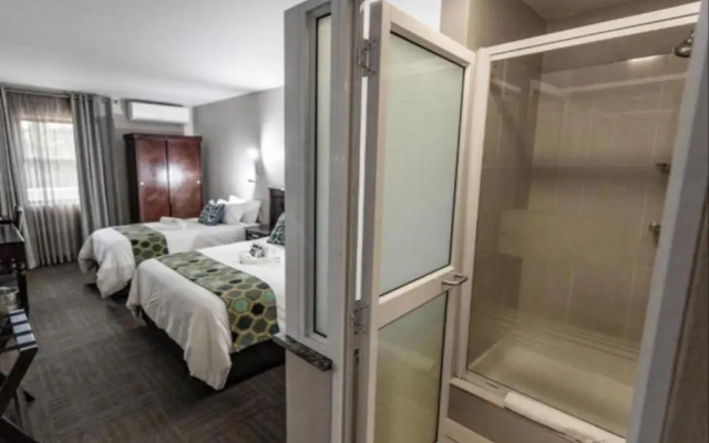 Hotel247