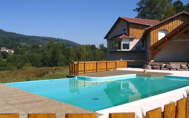 Wooden Chalet With a Washer, Near a Lake
