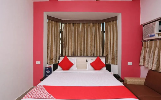 Capital O 10970 Hotel Krishna Palace