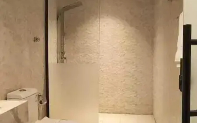Vatoran Hotel