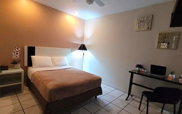 Hotel Cali Blvd.