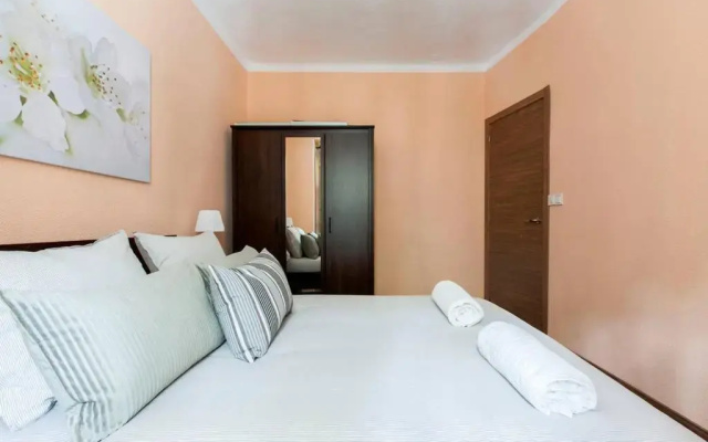 Grand Apartment La Latina