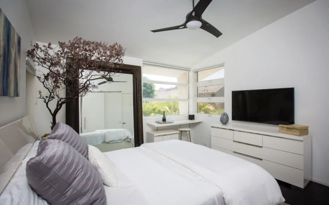 Modern Del Mar Beach Home