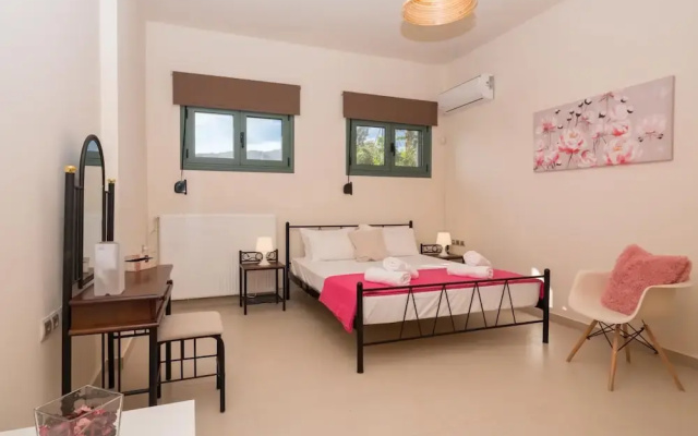 Villa Near Seaside Village With Pool