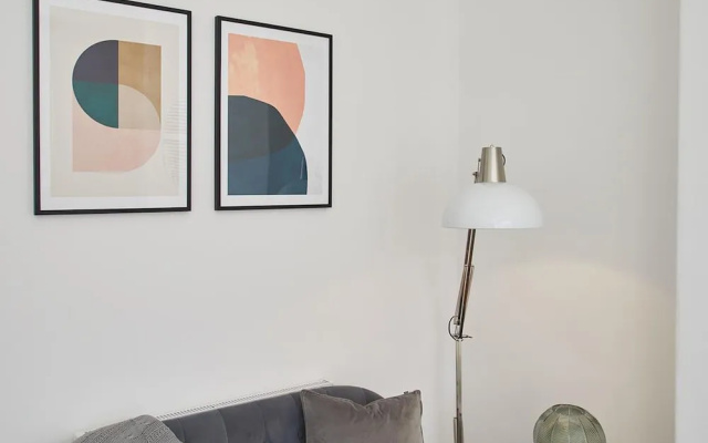 The Ruby Retreat Apartment