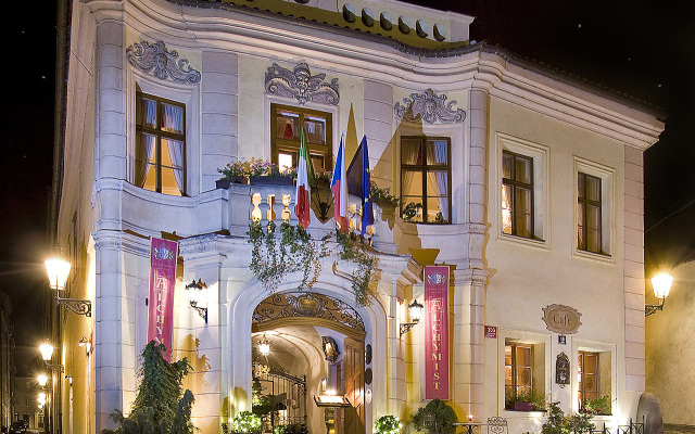 Alchymist Grand Hotel & Spa вид на фасад