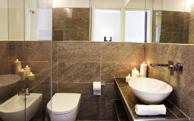 Roman Holidays Boutique Hotel