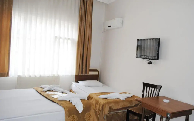 Hotel Grand Botan