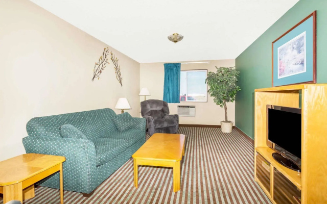 Mid Rest Inn Lexington NE I-80