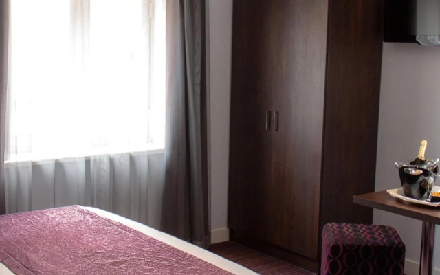 Hotel Luxer
