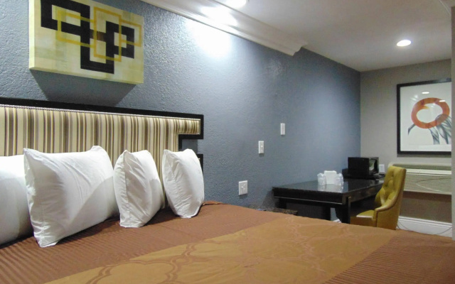 Budget Inn