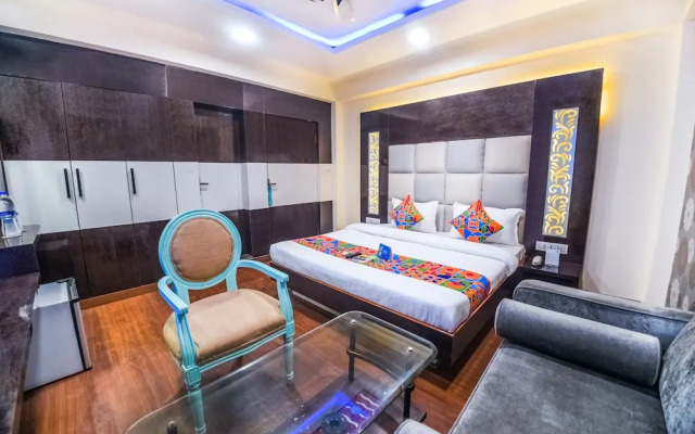 Shyampuriya Palace By FabHotel