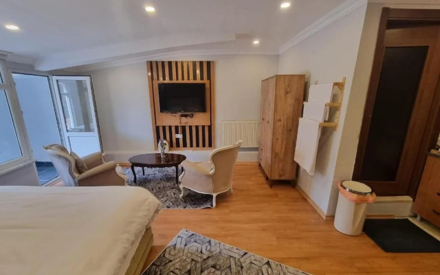Ata Suit Hotel
