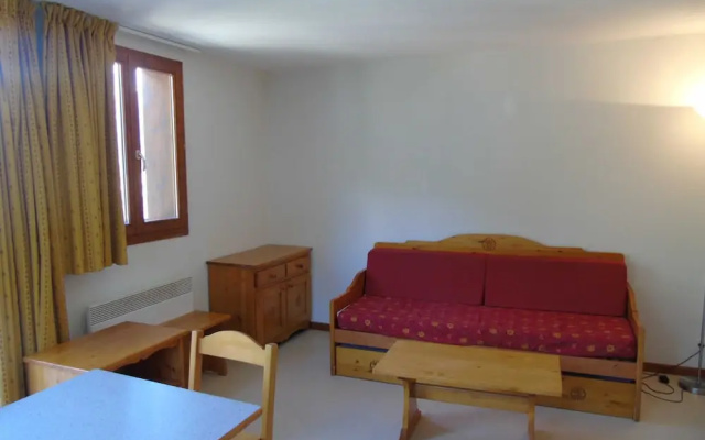 Lou Services Apartment J32 LSI 001