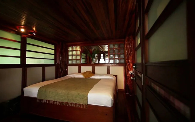 The Red Palm Villas