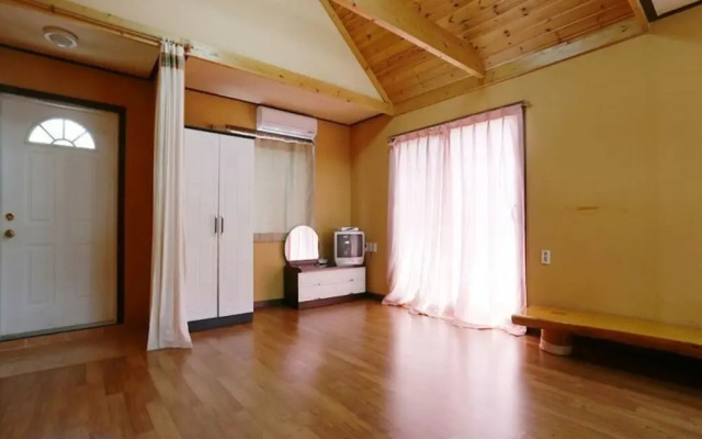 Gangneung Baugol Pension