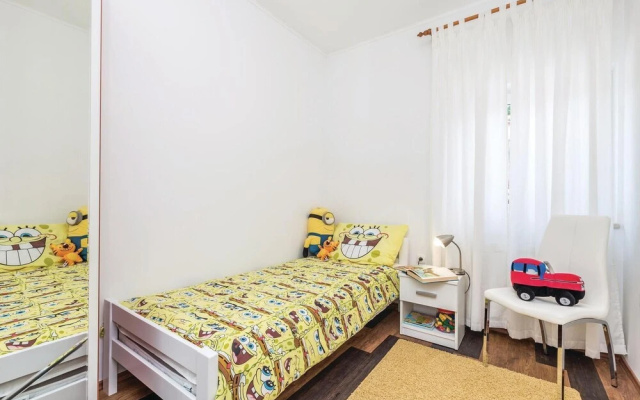 Amazing Home in Jurdani With Wifi and 3 Bedrooms