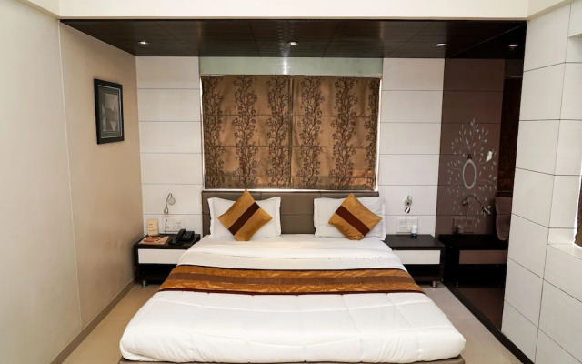 The Metro Park Hotel