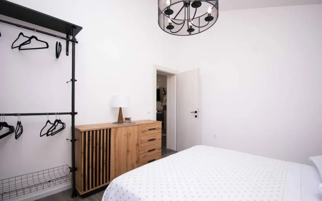 2-bedroom Coastal Apartment in Vodice