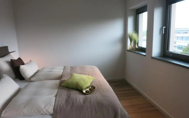 Golden Ball, Exclusive Serviced Apartments Munich