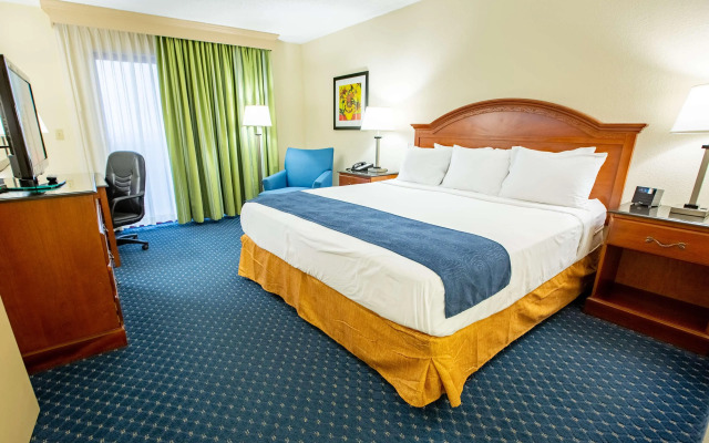 Отель Thousand Hills Resort