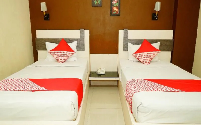 Oyo 629 Grand Vella Hotel
