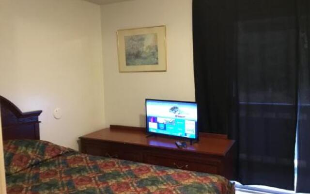 Отель Pacific Lodge Tacoma США, Такома - отзывы, цены и фото номеров - забронировать отель Pacific Lodge Tacoma онлайн комната для гостей