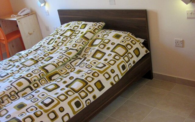 Corner Hostel комната для гостей