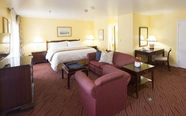 Campbell Inn