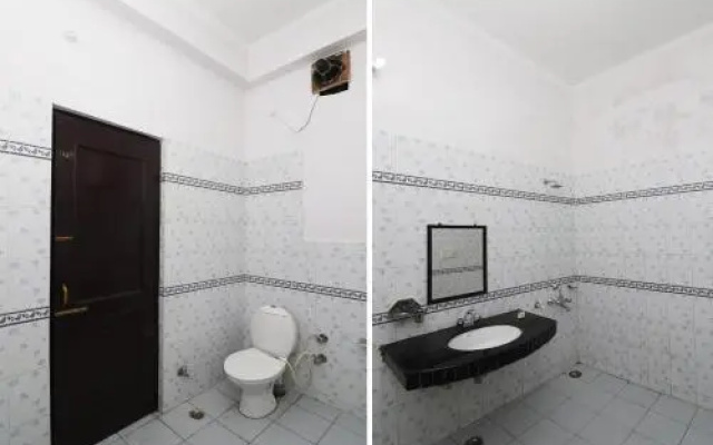 Collection O 28193 Hotel Navya Inn