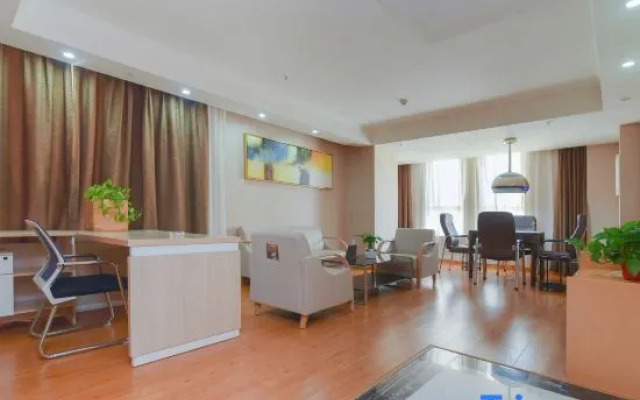 Yuange Holiday Hotel (Lu'an Railway Station)