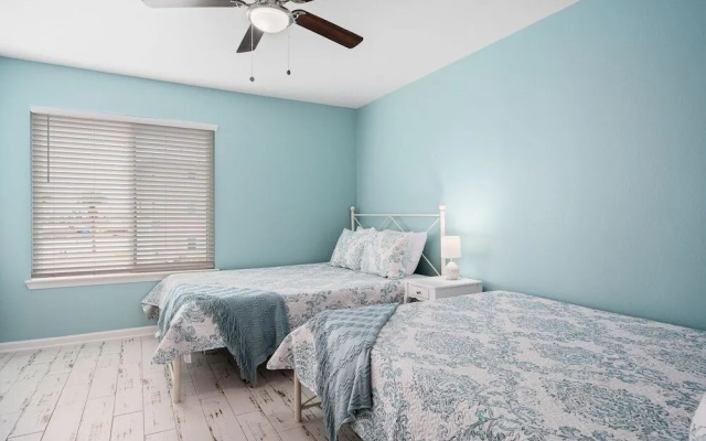 Coastal Bliss by Miss Kitty’s